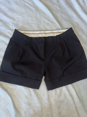 The Limited Black Tailored Cuffed Women’s Shorts size 2